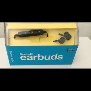 FAST CHARGING BLUETOOTH EARBUDS